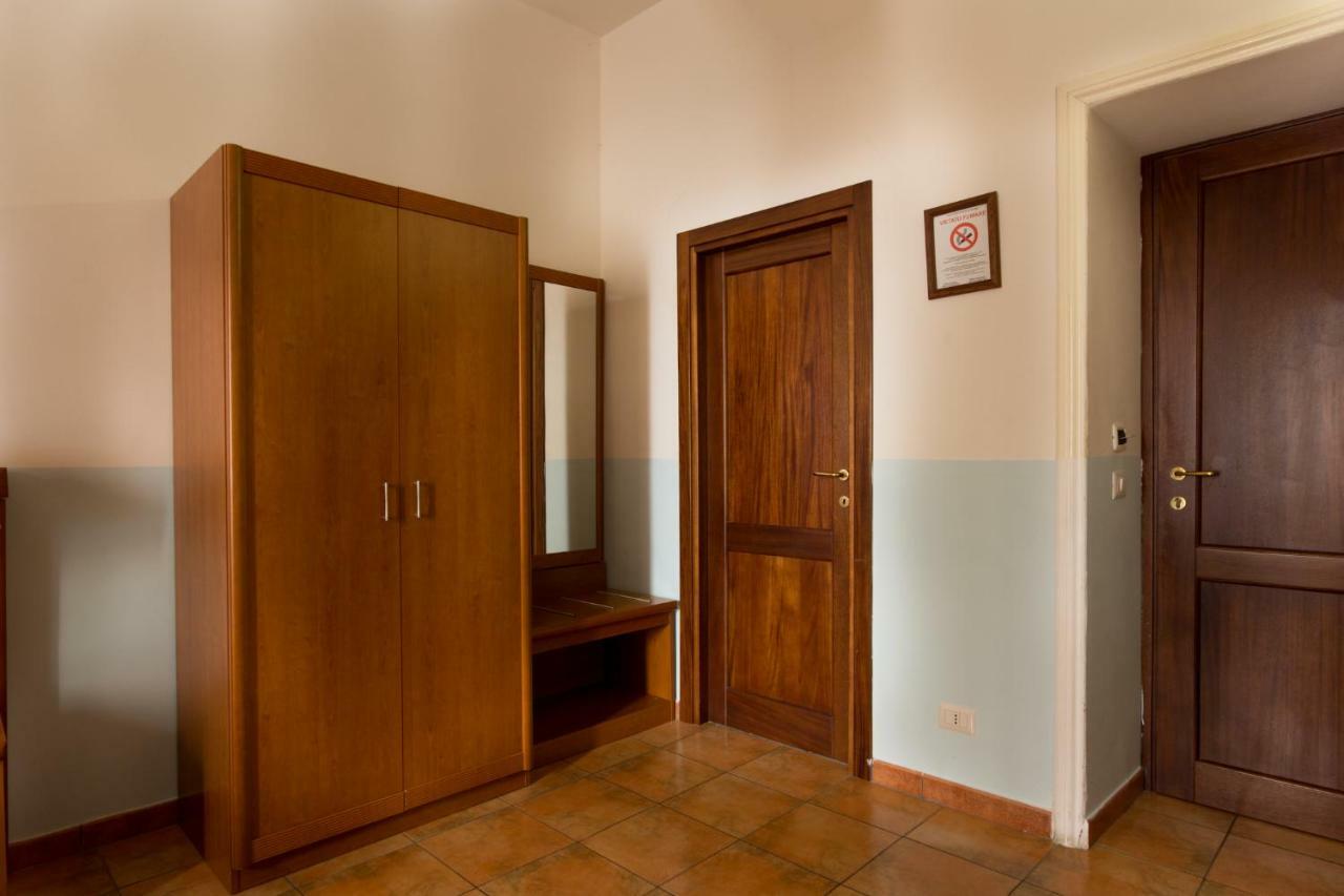 Few Steps From St Peter Bed & Breakfast エクステリア 写真
