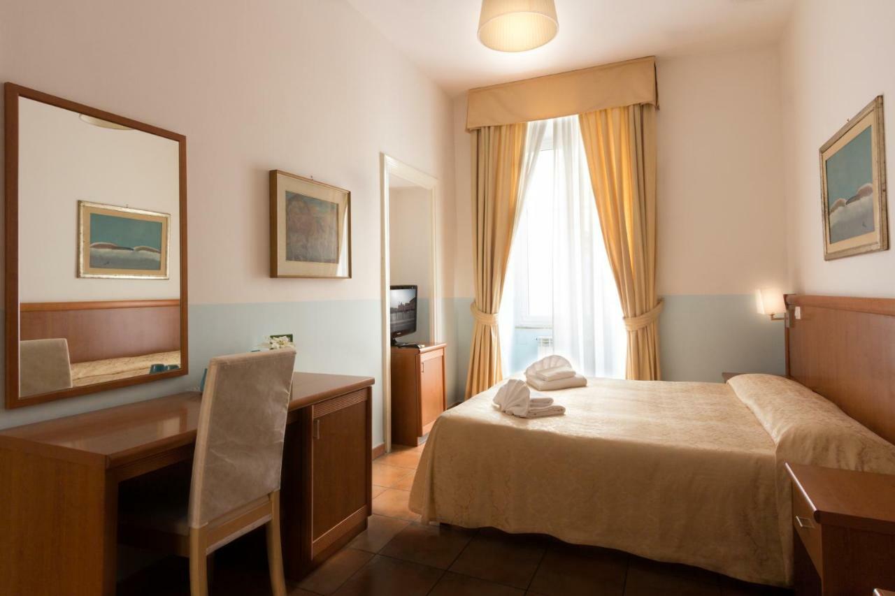 Few Steps From St Peter Bed & Breakfast エクステリア 写真