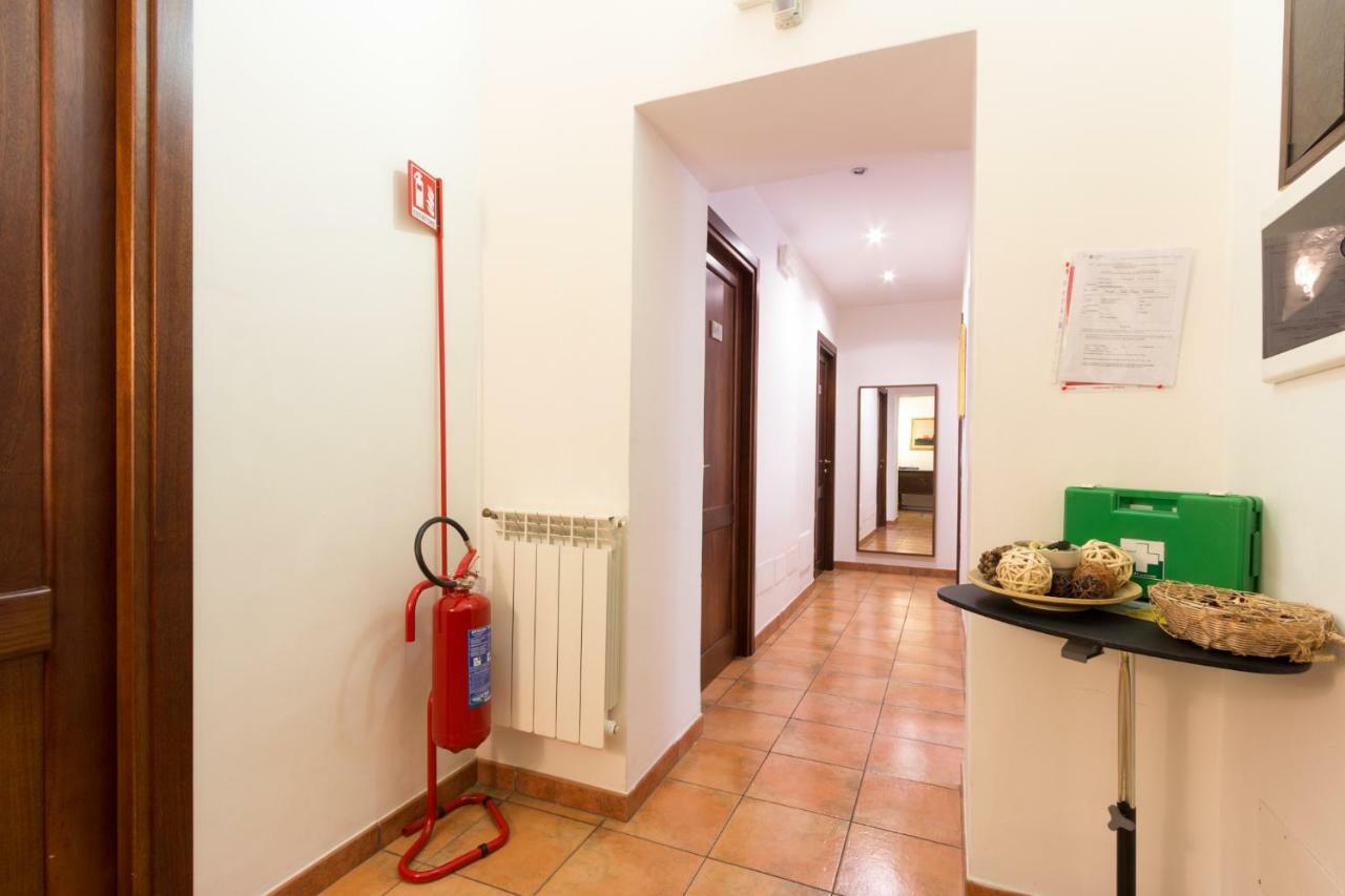 Few Steps From St Peter Bed & Breakfast エクステリア 写真